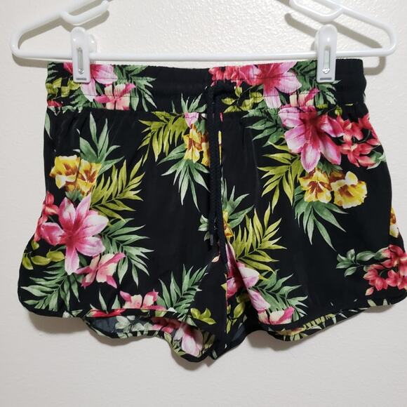 Forever 21 Hawaiian Tropical Shorts - Picture 1 of 6
